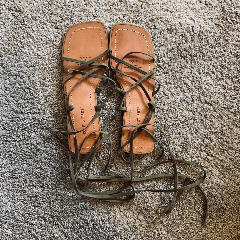 NWT Colin Stuart Leather Lace Up Sandals